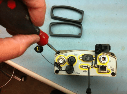 Netr8/Netr9 Internal Battery Removal/Reinstall 12 Image 11